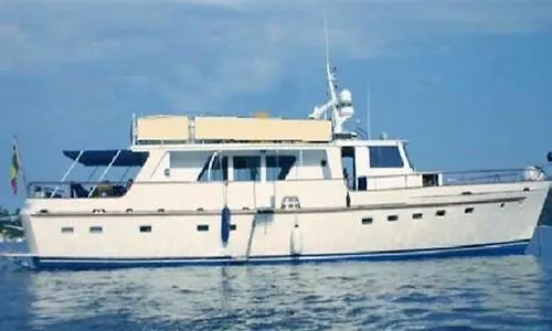 Centaura Yacht Classique Hotel Saint-Tropez France